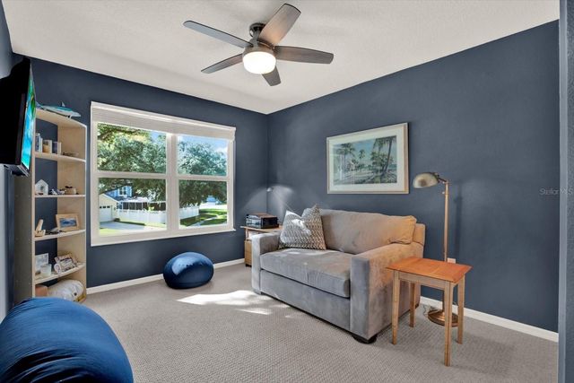 17613 ESPRIT DRIVE, Tampa, FL 33647
