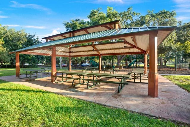 17613 ESPRIT DRIVE, Tampa, FL 33647