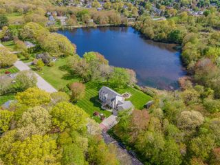 155 Sagamore Road, Seekonk, MA 02771