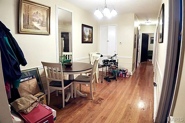 7221 Balson Avenue, University City, MO 63130