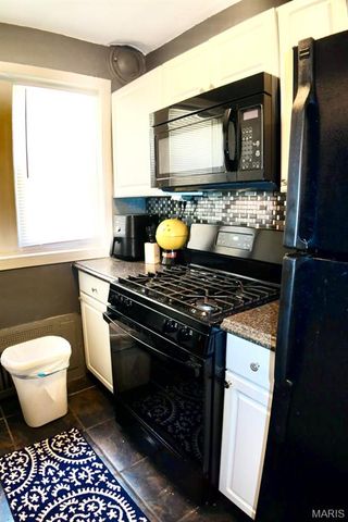 7221 Balson Avenue, University City, MO 63130