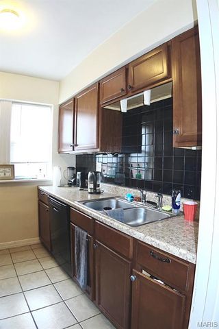 7221 Balson Avenue, University City, MO 63130