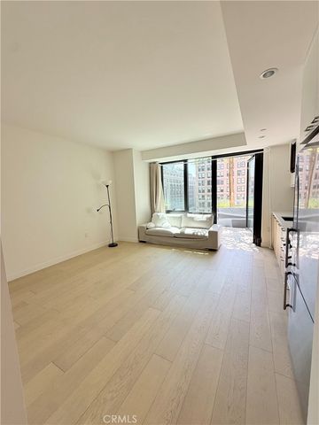 400 S Broadway 726, Los Angeles, CA 90013