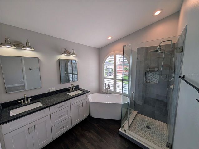 27506 WAIKIKI COURT, Wesley Chapel, FL 33544