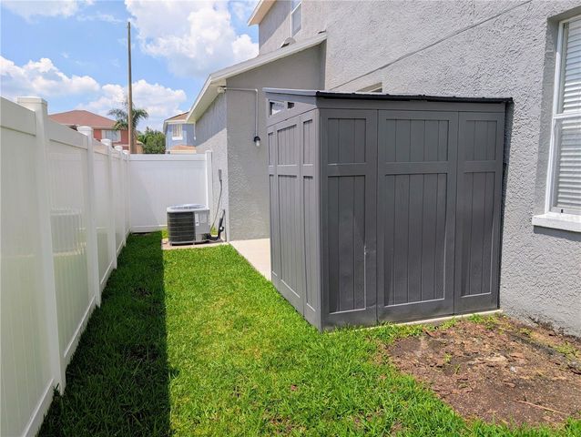 27506 WAIKIKI COURT, Wesley Chapel, FL 33544
