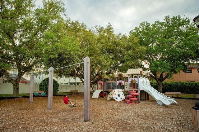 27506 WAIKIKI COURT, Wesley Chapel, FL 33544