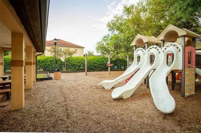 27506 WAIKIKI COURT, Wesley Chapel, FL 33544