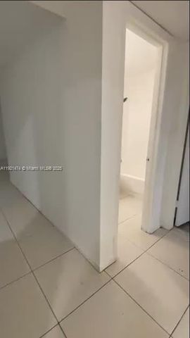 861 NE 209th Ter 204-24, Miami, FL 33179