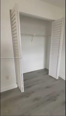 861 NE 209th Ter 204-24, Miami, FL 33179