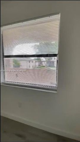 861 NE 209th Ter 204-24, Miami, FL 33179