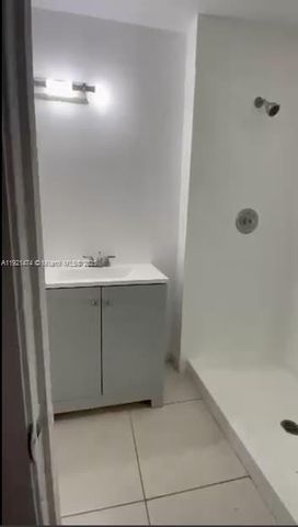 861 NE 209th Ter 204-24, Miami, FL 33179