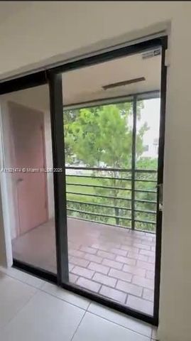 861 NE 209th Ter 204-24, Miami, FL 33179
