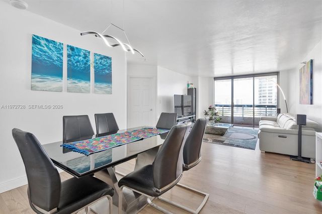 3530 Mystic Pointe Dr 2907, Aventura, FL 33180