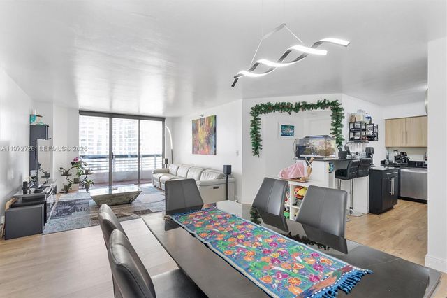 3530 Mystic Pointe Dr 2907, Aventura, FL 33180