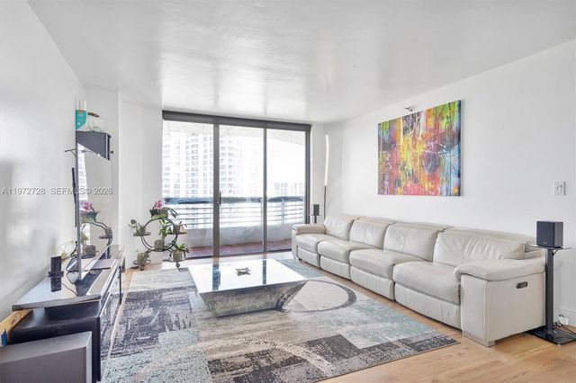 3530 Mystic Pointe Dr 2907, Aventura, FL 33180