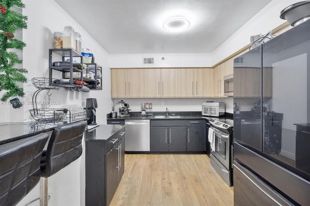 3530 Mystic Pointe Dr 2907, Aventura, FL 33180