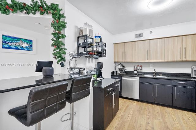 3530 Mystic Pointe Dr 2907, Aventura, FL 33180