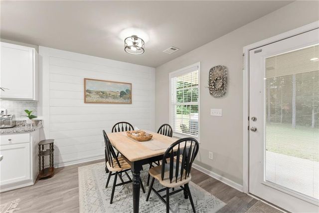121 Mountain Creek Drive, Maysville, GA 30558