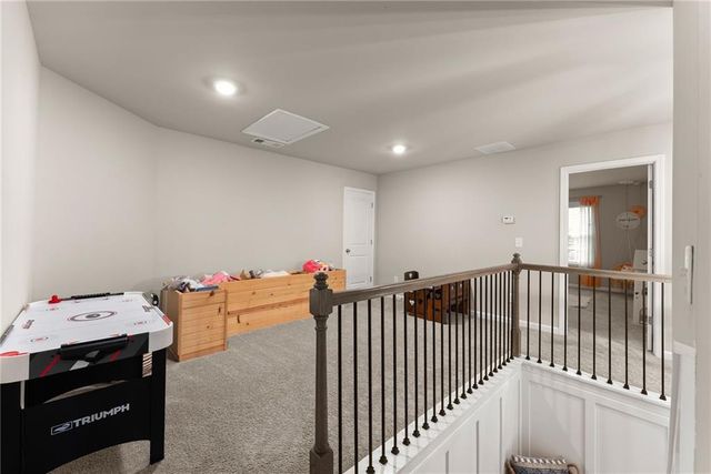 121 Mountain Creek Drive, Maysville, GA 30558