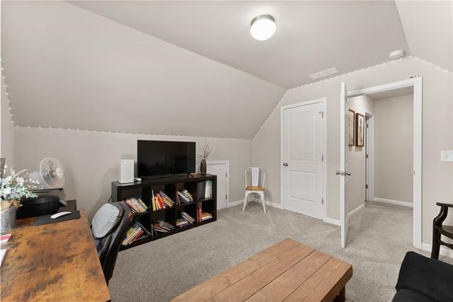 121 Mountain Creek Drive, Maysville, GA 30558