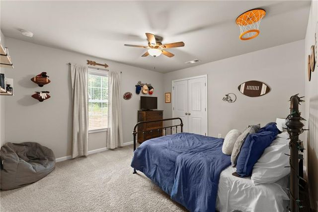 121 Mountain Creek Drive, Maysville, GA 30558