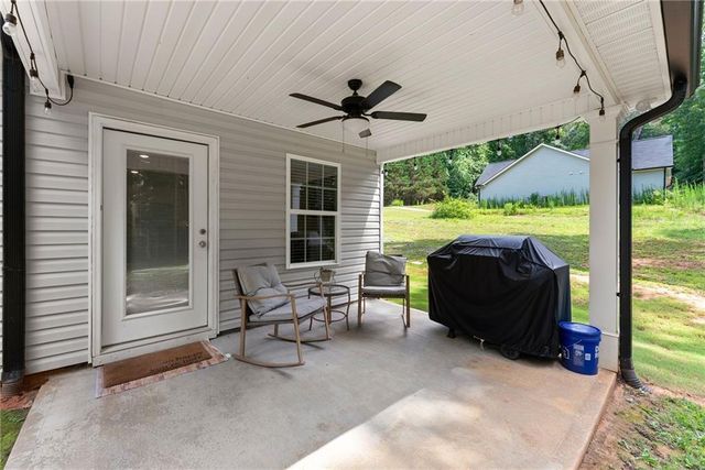 121 Mountain Creek Drive, Maysville, GA 30558