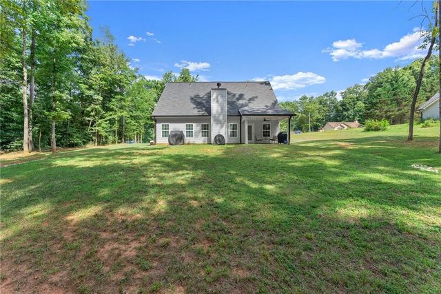 121 Mountain Creek Drive, Maysville, GA 30558