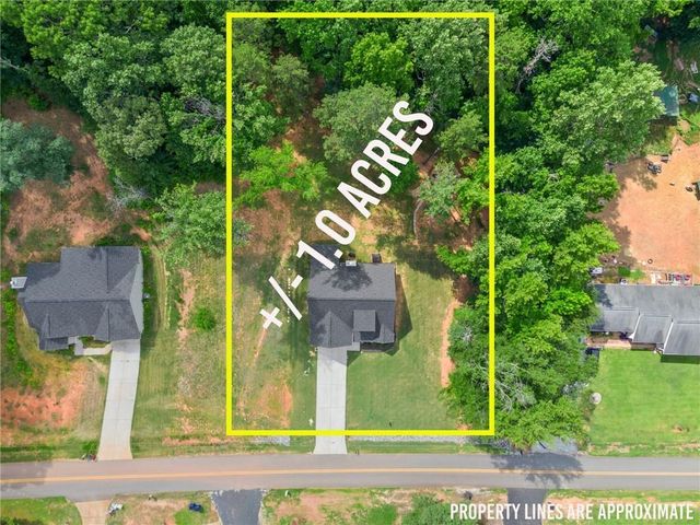 121 Mountain Creek Drive, Maysville, GA 30558