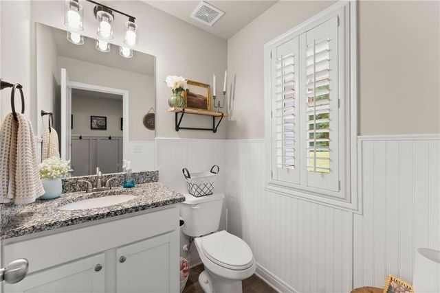 121 Mountain Creek Drive, Maysville, GA 30558