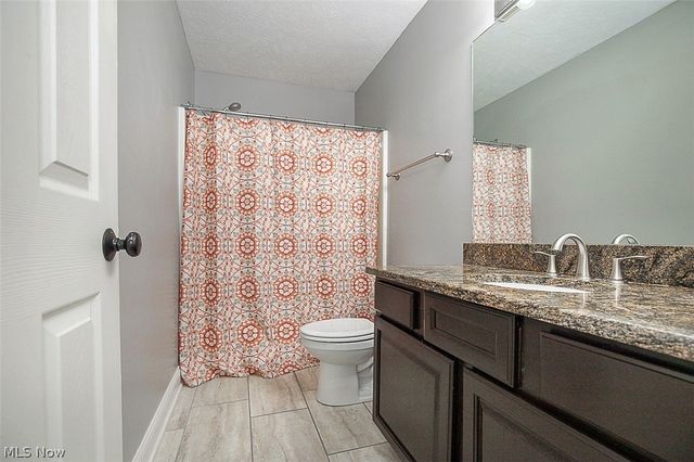 25660 Edgecliff Drive, Euclid, OH 44132
