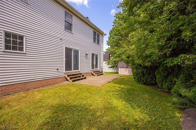 25660 Edgecliff Drive, Euclid, OH 44132