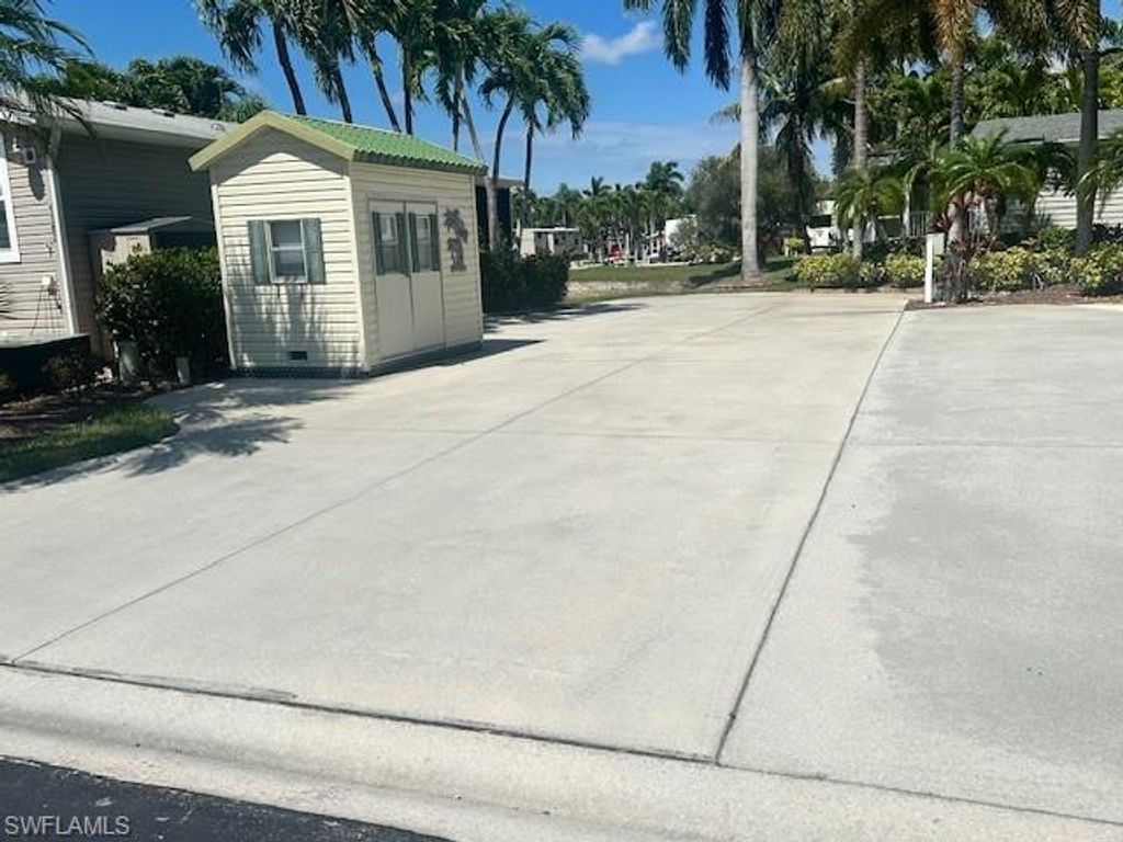 1386 Silver Lakes BLVD, NAPLES, FL 34114 — photo 3