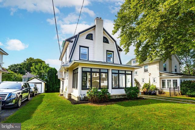 122 E PLUMSTEAD AVE, Lansdowne, PA 19050