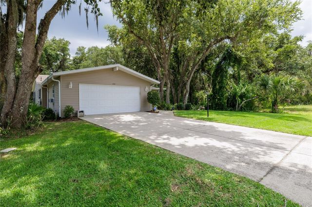301 WATER LANDING DRIVE, Oak Hill, FL 32759