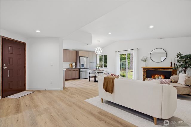 18223 145th Court NE, Woodinville, WA 98072