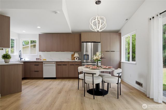18223 145th Court NE, Woodinville, WA 98072