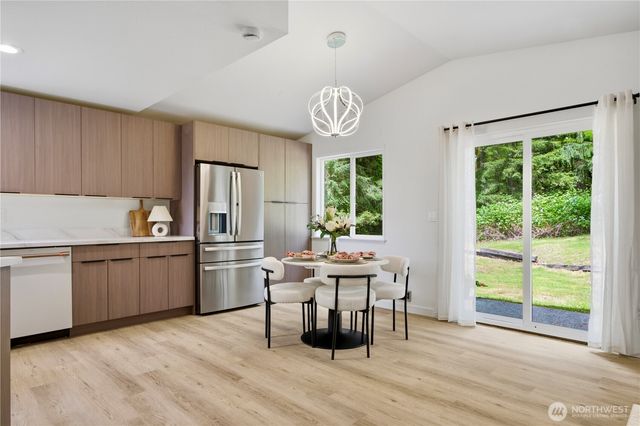 18223 145th Court NE, Woodinville, WA 98072