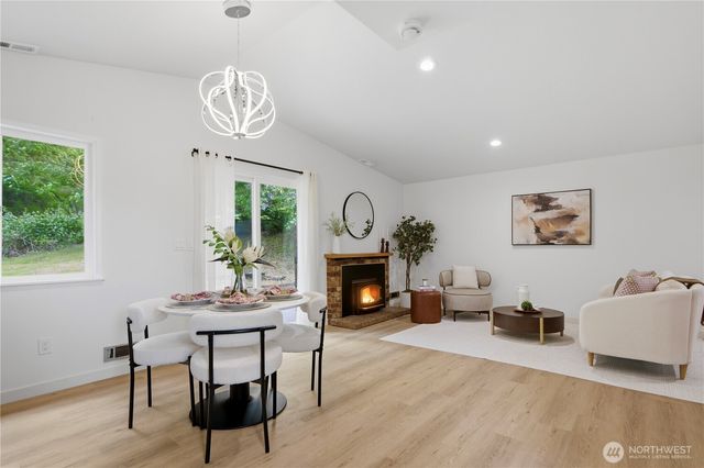 18223 145th Court NE, Woodinville, WA 98072