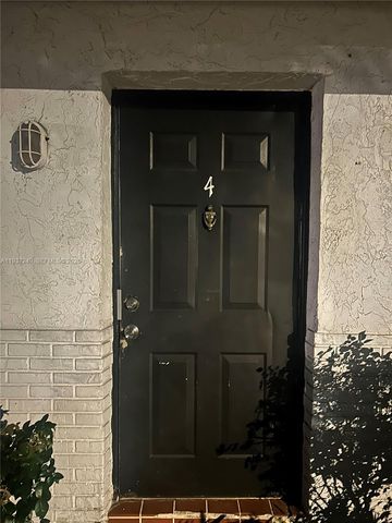 1045 N Andrews Ave 4, Fort Lauderdale, FL 33311