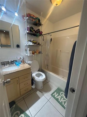 1045 N Andrews Ave 4, Fort Lauderdale, FL 33311