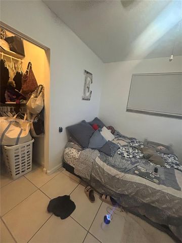 1045 N Andrews Ave 4, Fort Lauderdale, FL 33311