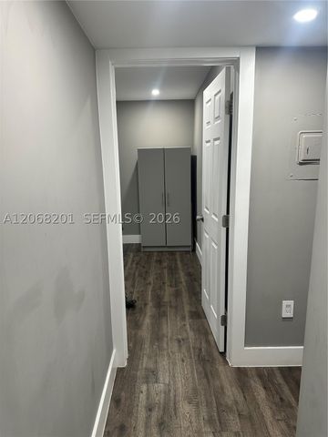 9449 SW 76th St T5, Miami, FL 33173