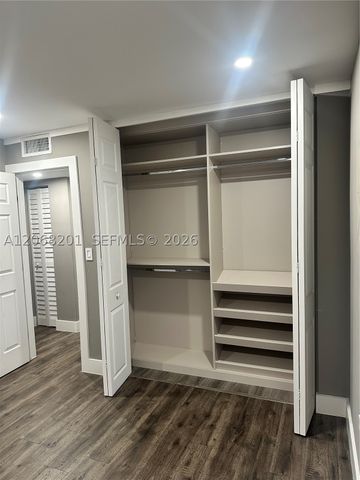 9449 SW 76th St T5, Miami, FL 33173