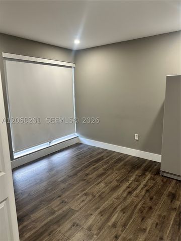 9449 SW 76th St T5, Miami, FL 33173