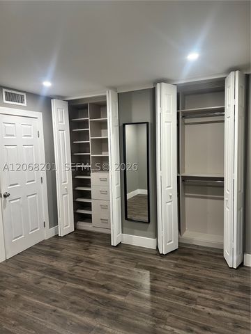 9449 SW 76th St T5, Miami, FL 33173