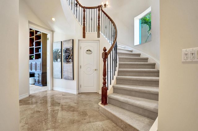 612 Admirals Way, Delray Beach, FL 33483