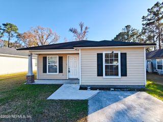 8444 HEWITT Street, Jacksonville, FL 32244