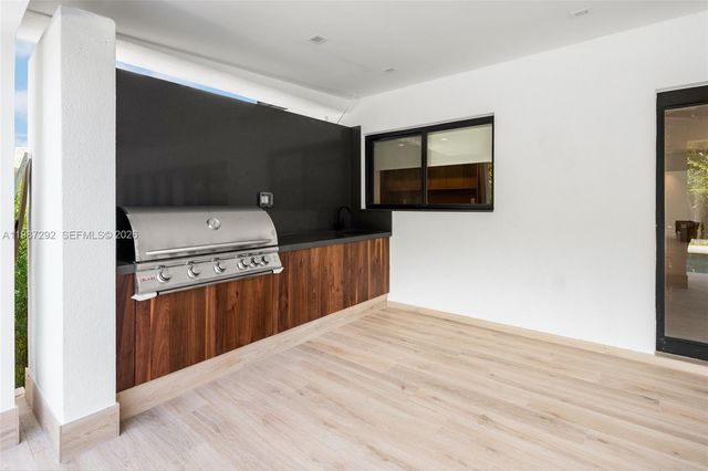 13306 SW 58th Ct, Pinecrest, FL 33156