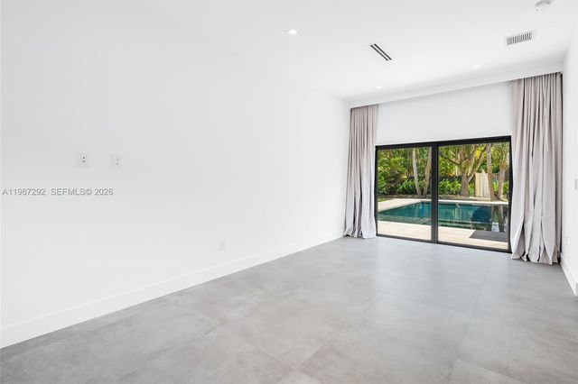 13306 SW 58th Ct, Pinecrest, FL 33156