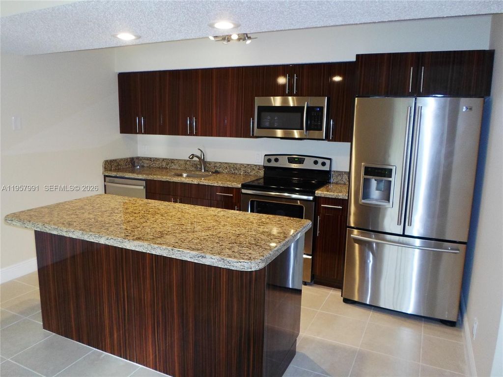 4055 W Mcnab Rd H311, Pompano Beach, FL 33069